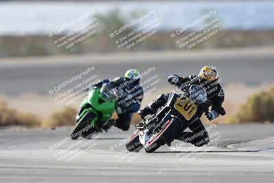 media/Nov-16-2025-Race Pace (Sun) [[8c5fa54630]]/Non Verified Riders (1st 20 Minutes)/1-Turn 14 (10am)/